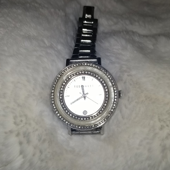 Watch - Picture 2 of 4